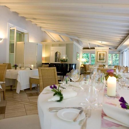 Hotel Restaurant Villa Fayence Wallerfangen Eksteriør bilde